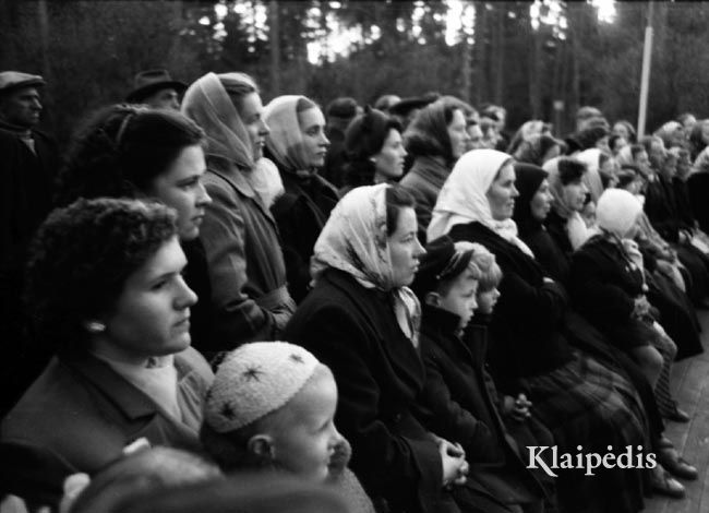 pavadinimas: Taut. šokių kolektyvo koncertas Juodkrantėje, raktai:  